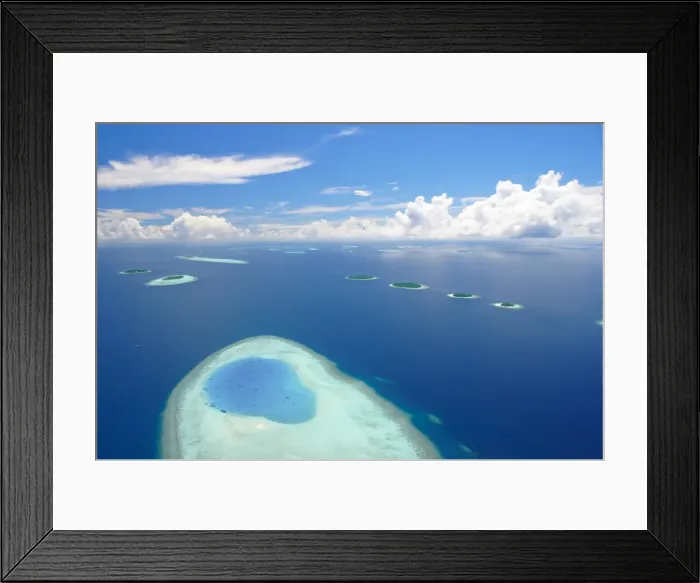 Framed Print : Aerial view of islands in Baa atoll, Maldives, Indian Ocean, Asia Framed Print : Aerial view of islands in Baa atoll, Maldives, Indian Ocean, Asia