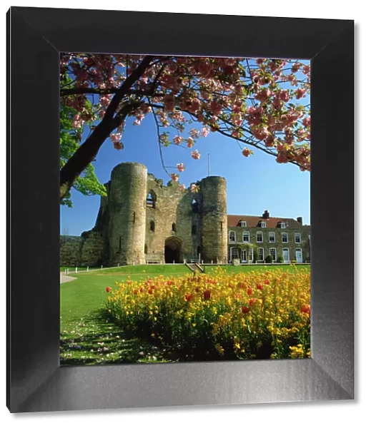 The Castle Gatehouse, Tonbridge, Kent, England, United Kingdom, Europe