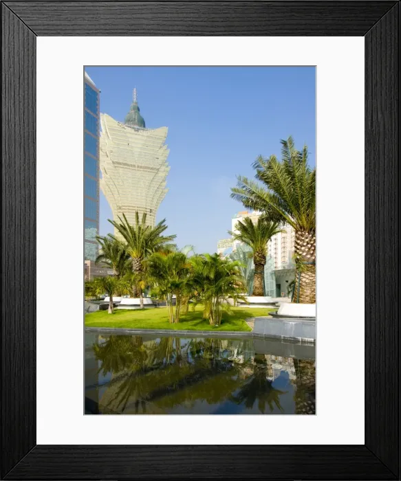 Framed Print : Gran Lisboa Casino, Macau, China, Asia Framed Print : Gran Lisboa Casino, Macau, China, Asia