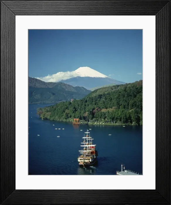 Framed Print : Mount Fuji, Lake Ashinoko, Hakone, Japan, Asia Framed Print : Mount Fuji, Lake Ashinoko, Hakone, Japan, Asia