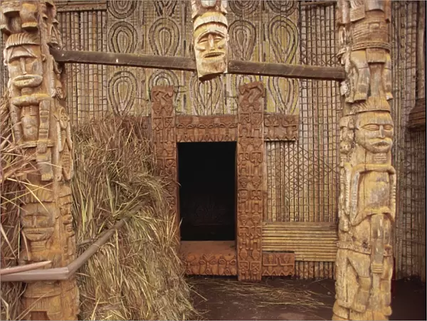 Carved doorway, Chefferie, Bandjoun, Cameroon, West Africa, Africa