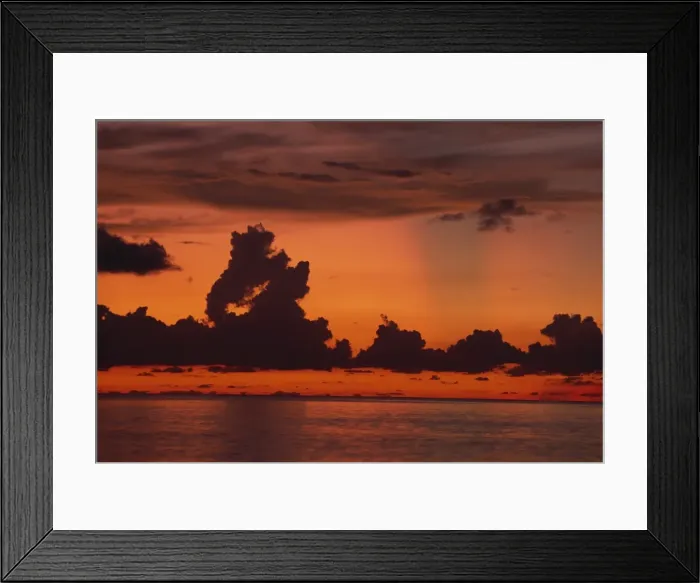 Framed Print : Tropical sunset off Seven Mile Beach, Cayman Islands, West Indies, Central America Framed Print : Tropical sunset off Seven Mile Beach, Cayman Islands, West Indies, Central America
