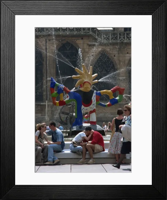Framed Print : Centre Pompidou, Paris, France, Europe Framed Print : Centre Pompidou, Paris, France, Europe