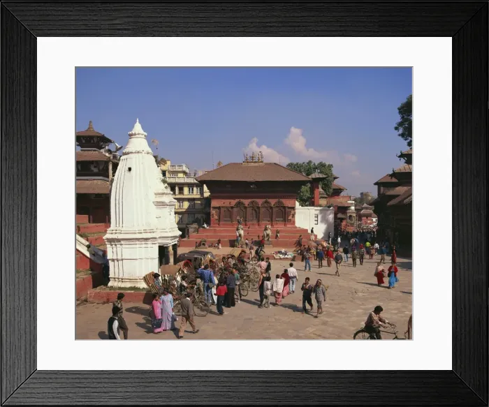 Framed Print : Rickshaws lined up in Durbar Square in Kathmandu, UNESCO World Heritage Site, Nepal, Asia Framed Print : Rickshaws lined up in Durbar Square in Kathmandu, UNESCO World Heritage Site, Nepal, Asia