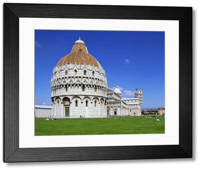 Framed Print : The Baptistery in the Piazza del Duomo in the city of Pisa, UNESCO World Heritage Site