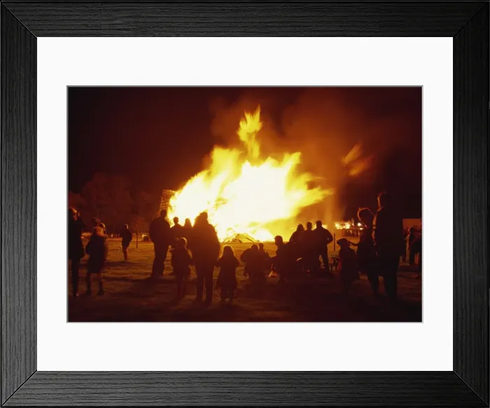 Framed Print : Figures silhouetted against bonfire for Guy Fawkes Night, United Kingdom, Europe Framed Print : Figures silhouetted against bonfire for Guy Fawkes Night, United Kingdom, Europe