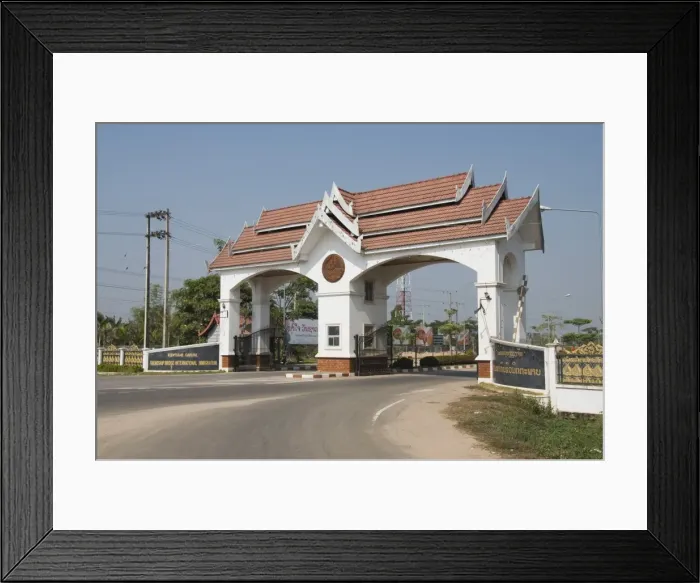 Framed Print : Entrance to the Friendship Bridge, the border crossing to Thailand, Vientiane