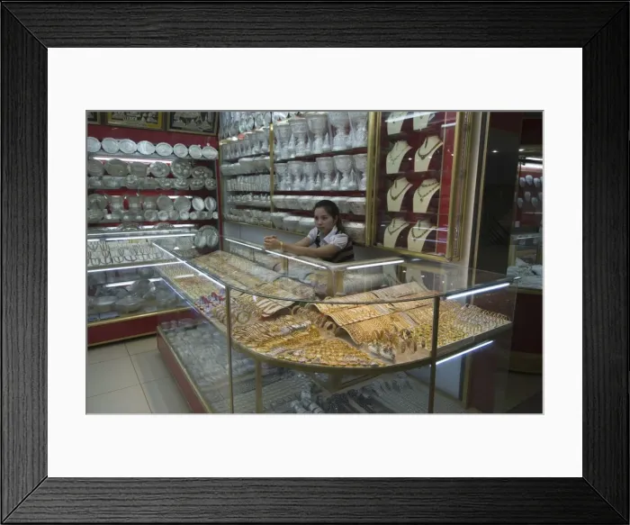 Framed Print : Shopping in the Morning Market, Vientiane, Laos, Indochina, Southeast Asia, Asia Framed Print : Shopping in the Morning Market, Vientiane, Laos, Indochina, Southeast Asia, Asia