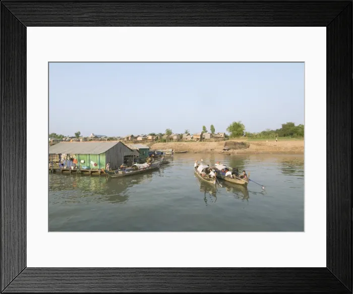 Framed Print : Fishermens floating house on the Mekong River, Phnom Penh, Cambodia Framed Print : Fishermens floating house on the Mekong River, Phnom Penh, Cambodia
