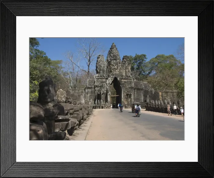 Framed Print : South Gate to Angkor Thom, Angkor, UNESCO World Heritage Site, Siem Reap Framed Print : South Gate to Angkor Thom, Angkor, UNESCO World Heritage Site, Siem Reap