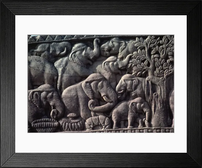 Framed Print : Detail of South Gate of the Great Stupa, Sanchi, UNESCO World Heritage Site Framed Print : Detail of South Gate of the Great Stupa, Sanchi, UNESCO World Heritage Site