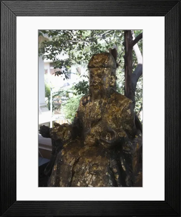 Framed Print : Statue at Sukhothai Traimit temple, Bangkok, Thailand, Southeast Asia, Asia Framed Print : Statue at Sukhothai Traimit temple, Bangkok, Thailand, Southeast Asia, Asia