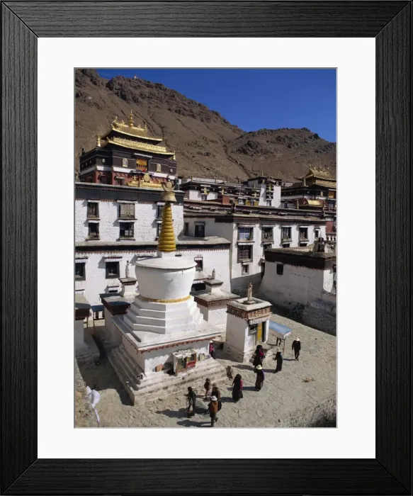 Framed Print : Tashilumpo Monastery at Shigatse, Tibet, China, Asia Framed Print : Tashilumpo Monastery at Shigatse, Tibet, China, Asia