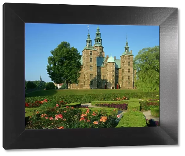 The garden and castle of Rosenborg Slot, Copenhagen, Denmark, Scandinavia, Europe