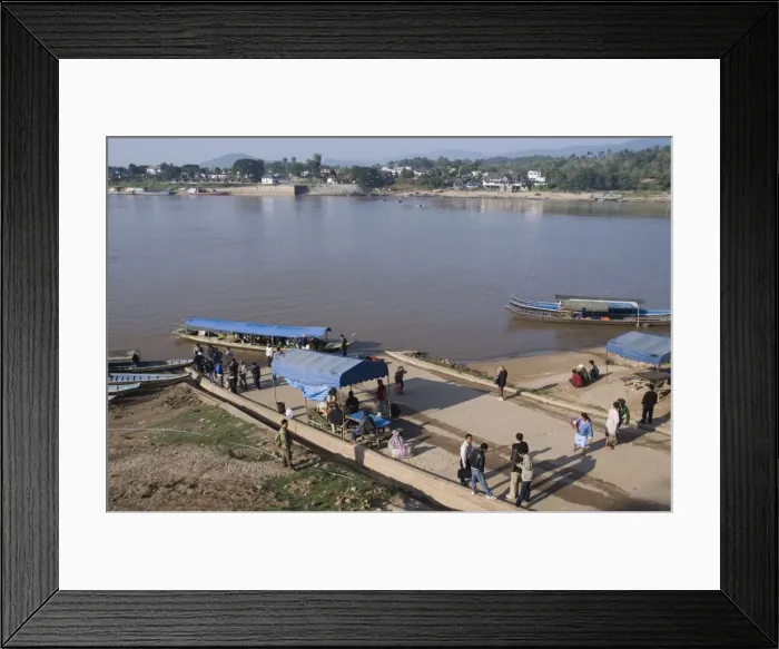 Framed Print : Border landing, looking across to Thailand on other side of Mekong River Framed Print : Border landing, looking across to Thailand on other side of Mekong River