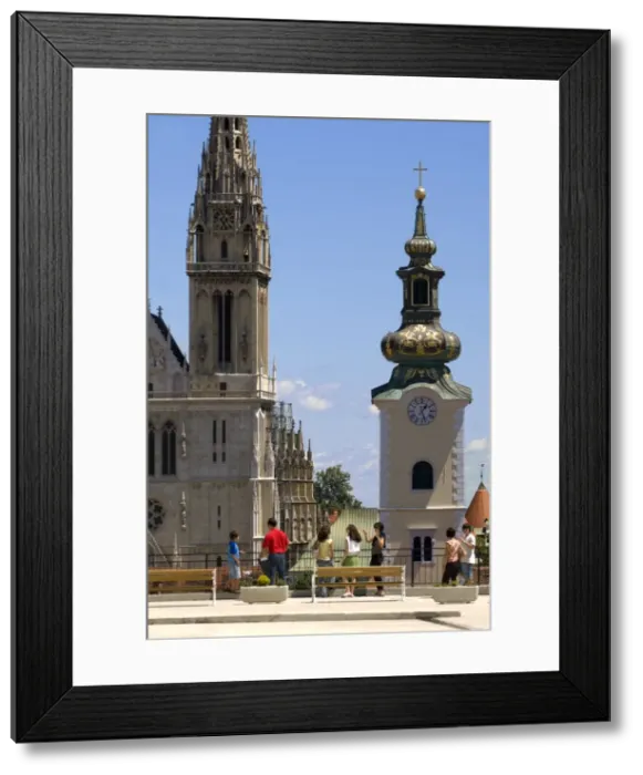 Framed Print : View towards St. Stephens Cathedral and the Church of St. Mary, from Jezuitski Square Framed Print : View towards St. Stephens Cathedral and the Church of St. Mary, from Jezuitski Square