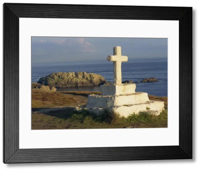 Framed Print : Penn Arlan and St. Paul cross, Ile d Ouessant, Finistere, Brittany, France, Europe Framed Print : Penn Arlan and St. Paul cross, Ile d Ouessant, Finistere, Brittany, France, Europe