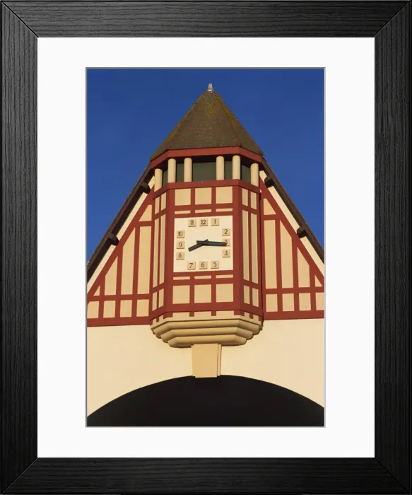 Framed Print : Market place, Le Touquet, Nord, France, Europe Framed Print : Market place, Le Touquet, Nord, France, Europe