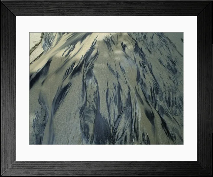 Framed Print : Sand patterns in water, dark volcanic sand lying just below white sand Framed Print : Sand patterns in water, dark volcanic sand lying just below white sand