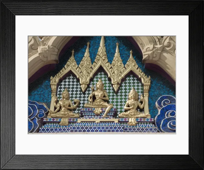 Framed Print : Buddhas at Sukhothai Traimit temple, Bangkok, Thailand, Southeast Asia, Asia Framed Print : Buddhas at Sukhothai Traimit temple, Bangkok, Thailand, Southeast Asia, Asia