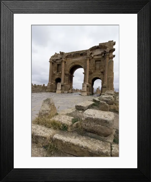 Framed Print : Arch of Trajan, Roman ruins, Timgad, UNESCO World Heritage Site, Algeria Framed Print : Arch of Trajan, Roman ruins, Timgad, UNESCO World Heritage Site, Algeria