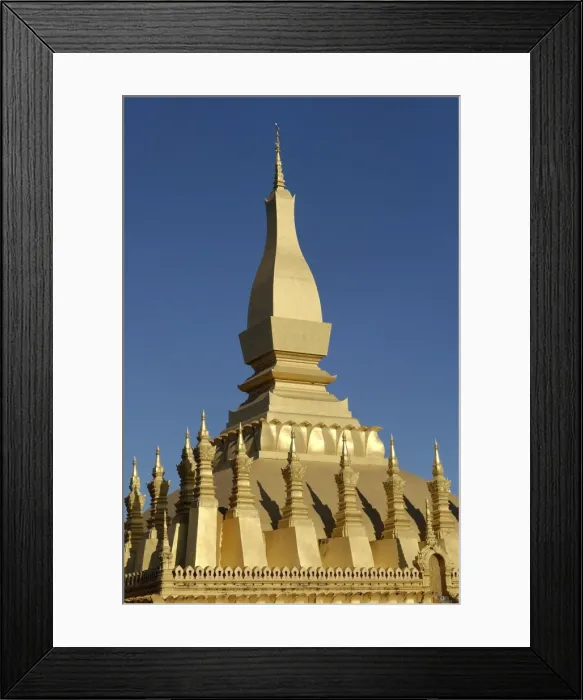 Framed Print : That Luang stupa, the largest in Laos, built in 1566 by King Setthathirat Framed Print : That Luang stupa, the largest in Laos, built in 1566 by King Setthathirat