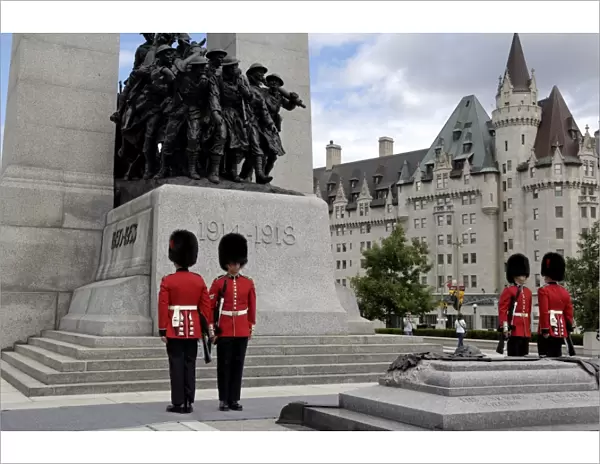War Memorial, Ottawa, Ontario Province, Canada, North America