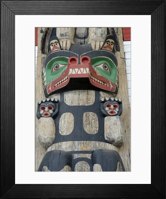 Framed Print : Chief Wakass pole for winter ceremonial, Canadian Museum of Civilization Framed Print : Chief Wakass pole for winter ceremonial, Canadian Museum of Civilization
