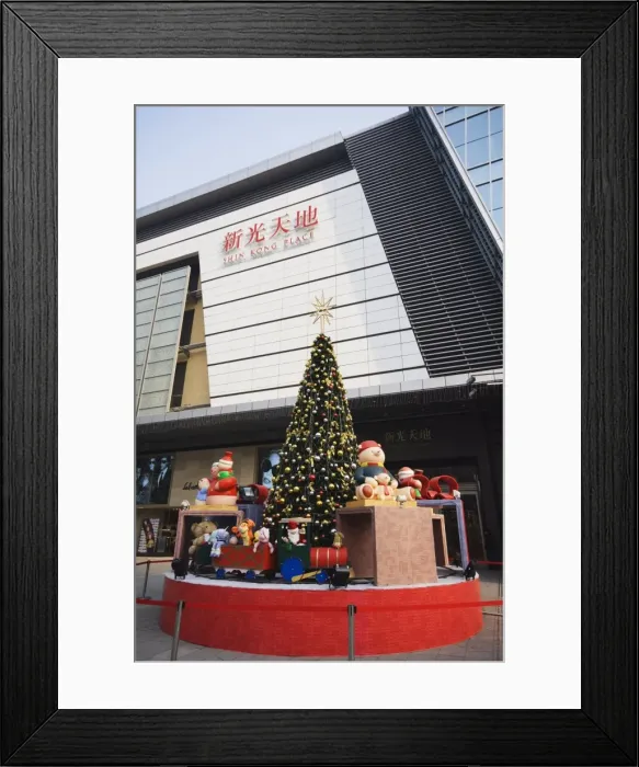 Framed Print : Christmas tree and decorations at Shin Kong Place department store, Central Business District business district Framed Print : Christmas tree and decorations at Shin Kong Place department store, Central Business District business district