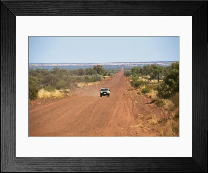 Framed Print : Mereenie Loop, the four wheel drive road from Kings Canyon to Alice Springs Framed Print : Mereenie Loop, the four wheel drive road from Kings Canyon to Alice Springs