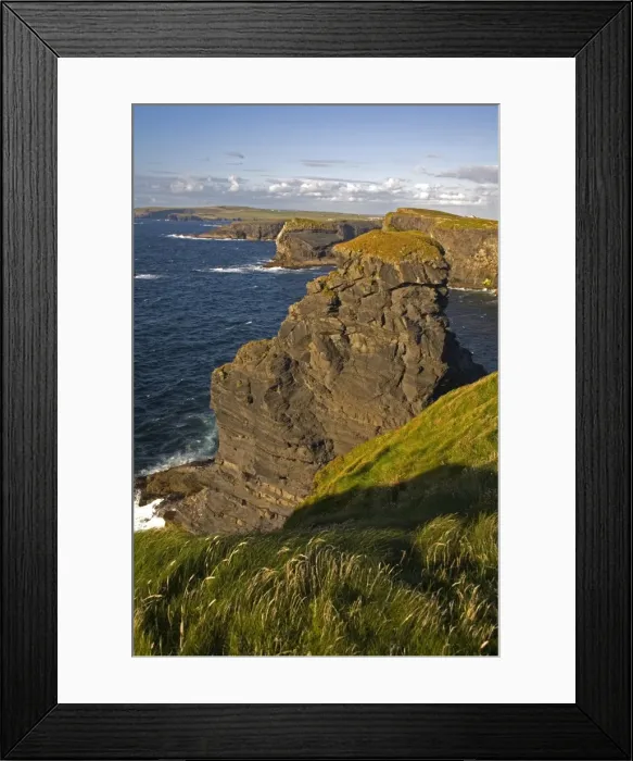 Framed Print : Cliffs near Kilkee, Loop Head, County Clare, Munster, Republic of Ireland, Europe