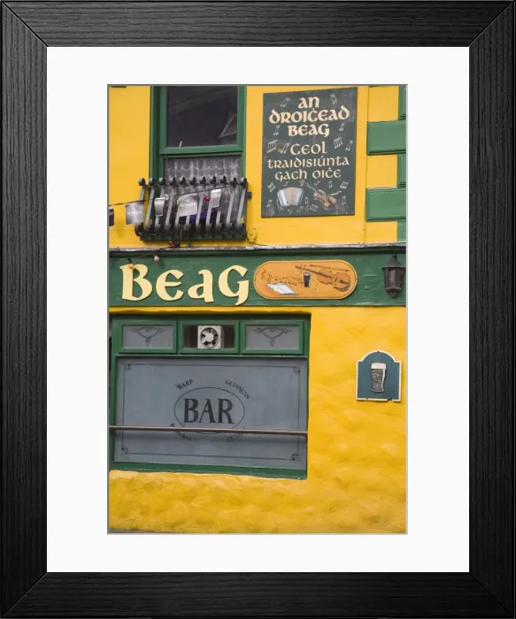 Framed Print : An Droicead Beag pub, Dingle Town, Dingle Peninsula, County Kerry, Munster Framed Print : An Droicead Beag pub, Dingle Town, Dingle Peninsula, County Kerry, Munster