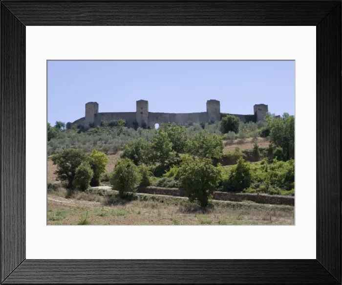 Framed Print : The walled town of Monteriggioni, Tuscany, Italy, Europe Framed Print : The walled town of Monteriggioni, Tuscany, Italy, Europe