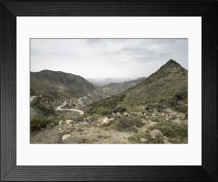 Framed Print : The Sheekh Mountains and the Burao to Berbera road, leading from the central plateau down to the coastal plain, Somaliland, northern Framed Print : The Sheekh Mountains and the Burao to Berbera road, leading from the central plateau down to the coastal plain, Somaliland, northern