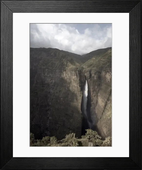 Framed Print : A waterfall at the Geech Abyss, in the Simien Mountains National Park, Ethiopia, Africa Framed Print : A waterfall at the Geech Abyss, in the Simien Mountains National Park, Ethiopia, Africa