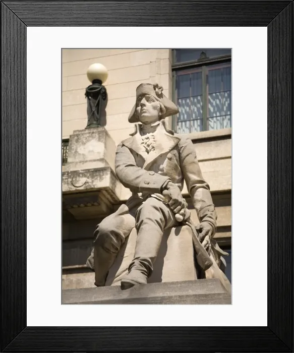Framed Print : Statue of Major General James Wolfe outside the Legislative Building, Winnipeg Framed Print : Statue of Major General James Wolfe outside the Legislative Building, Winnipeg