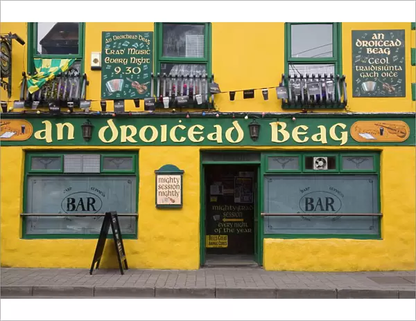 An Droicead Beag pub, Dingle Town, Dingle Peninsula, County Kerry, Munster