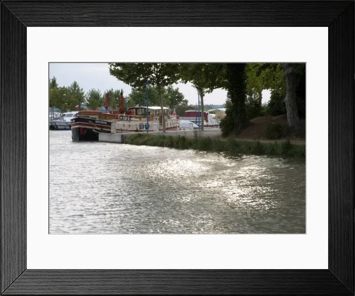 Framed Print : Barge moored on the Canal du Midi, Trebes, Aude Languedoc Roussillon, France, Europe Framed Print : Barge moored on the Canal du Midi, Trebes, Aude Languedoc Roussillon, France, Europe