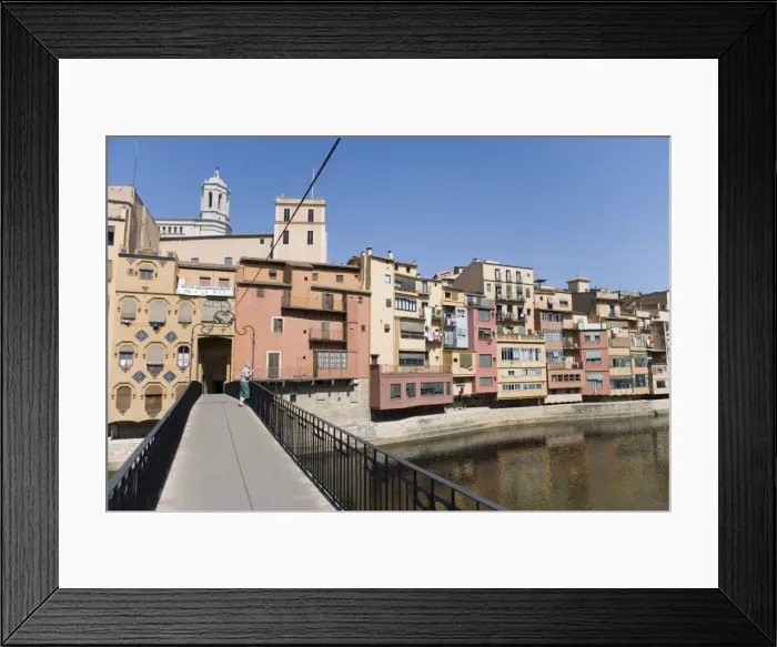 Framed Print : Bridge, cathedral and brightly painted houses on the bank of the Riu Onyar Framed Print : Bridge, cathedral and brightly painted houses on the bank of the Riu Onyar