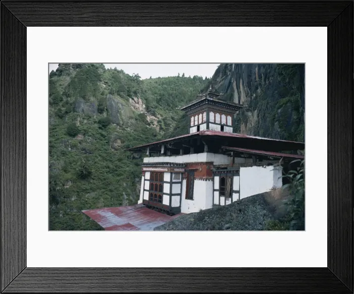 Framed Print : Tigers Nest (Taksang Dzong), Paro, Bhutan, Asia Framed Print : Tigers Nest (Taksang Dzong), Paro, Bhutan, Asia