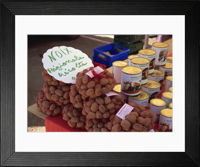 Framed Print : Produce of Perigord, Le Bugue market, Dordogne, Aquitaine, France, Europe Framed Print : Produce of Perigord, Le Bugue market, Dordogne, Aquitaine, France, Europe