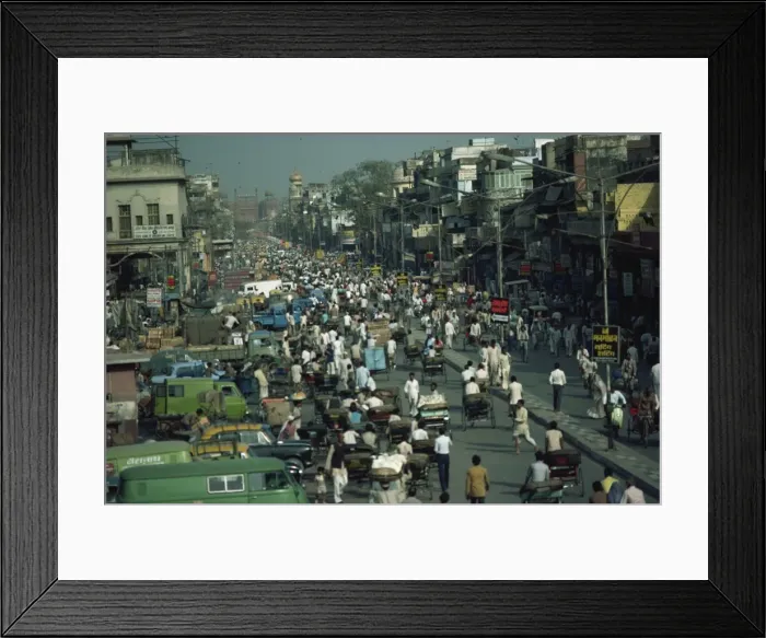 Framed Print : Busy street in Old Delhi, looking towards Red Fort in distance, Delhi, India, Asia