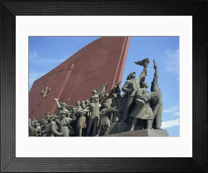 Framed Print : Statues of workers on Mansudae Hill Grand Monument, Pyongyang, North Korea, Asia Framed Print : Statues of workers on Mansudae Hill Grand Monument, Pyongyang, North Korea, Asia