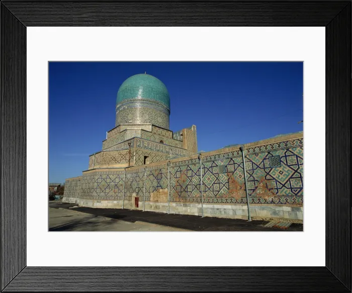 Framed Print : Blue glazed cupola dating from the 17th century, Tilla Kari Madressa, Registan Square