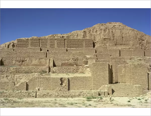 Ziggurat dating from 1250 BC, temple to god Inshushinak on site of Elamite city