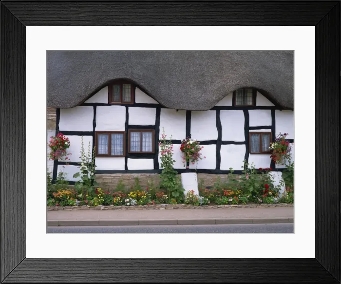 Framed Print : Thatched cottage, Worcestershire, England, United Kingdom, Europe Framed Print : Thatched cottage, Worcestershire, England, United Kingdom, Europe