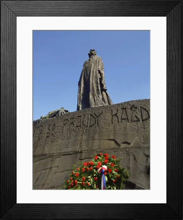 Framed Print : Jan Hus memorial, Old Town Square, Prague, Czech Republic, Europe Framed Print : Jan Hus memorial, Old Town Square, Prague, Czech Republic, Europe