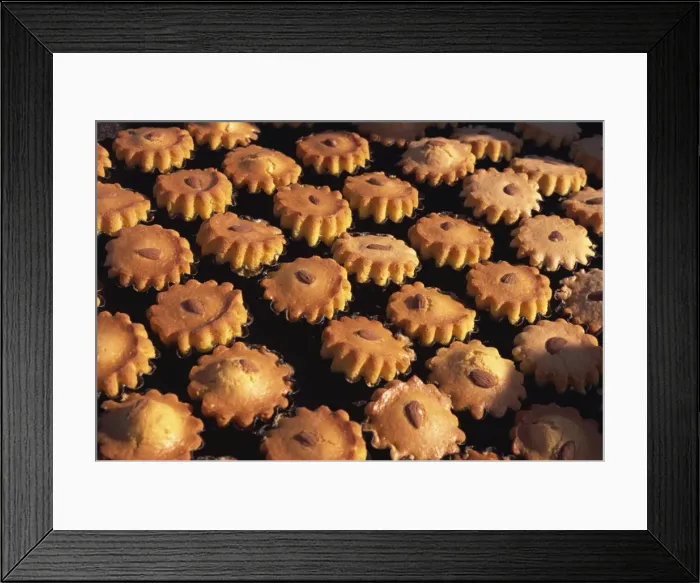 Framed Print : Almond buns, a local speciality, Sousse, Tunisia, North Africa, Africa Framed Print : Almond buns, a local speciality, Sousse, Tunisia, North Africa, Africa