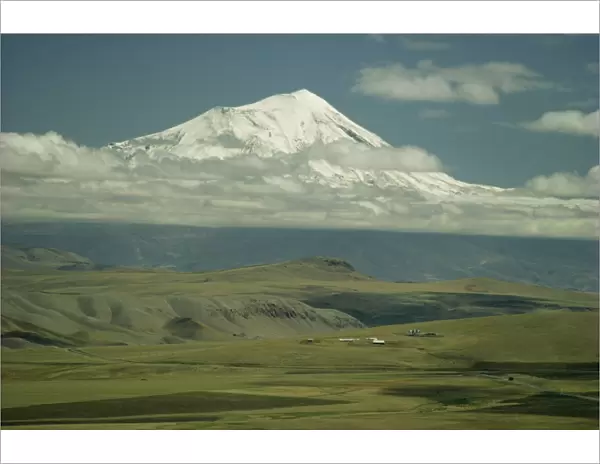 Mount Ararat, Anatolia, Turkey, Asia Minor, Eurasia