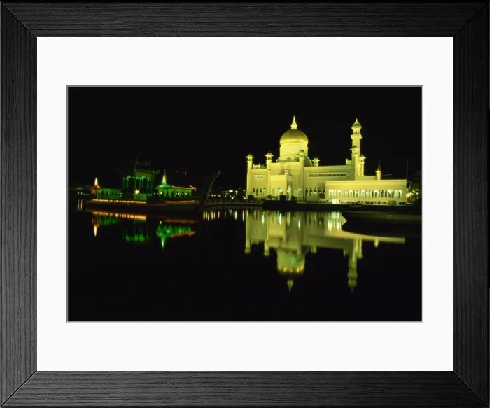 Framed Print : The Omar Ali Saifuddin Mosque built in 1958, Bandar Seri Begawan, Brunei Darussalam Framed Print : The Omar Ali Saifuddin Mosque built in 1958, Bandar Seri Begawan, Brunei Darussalam